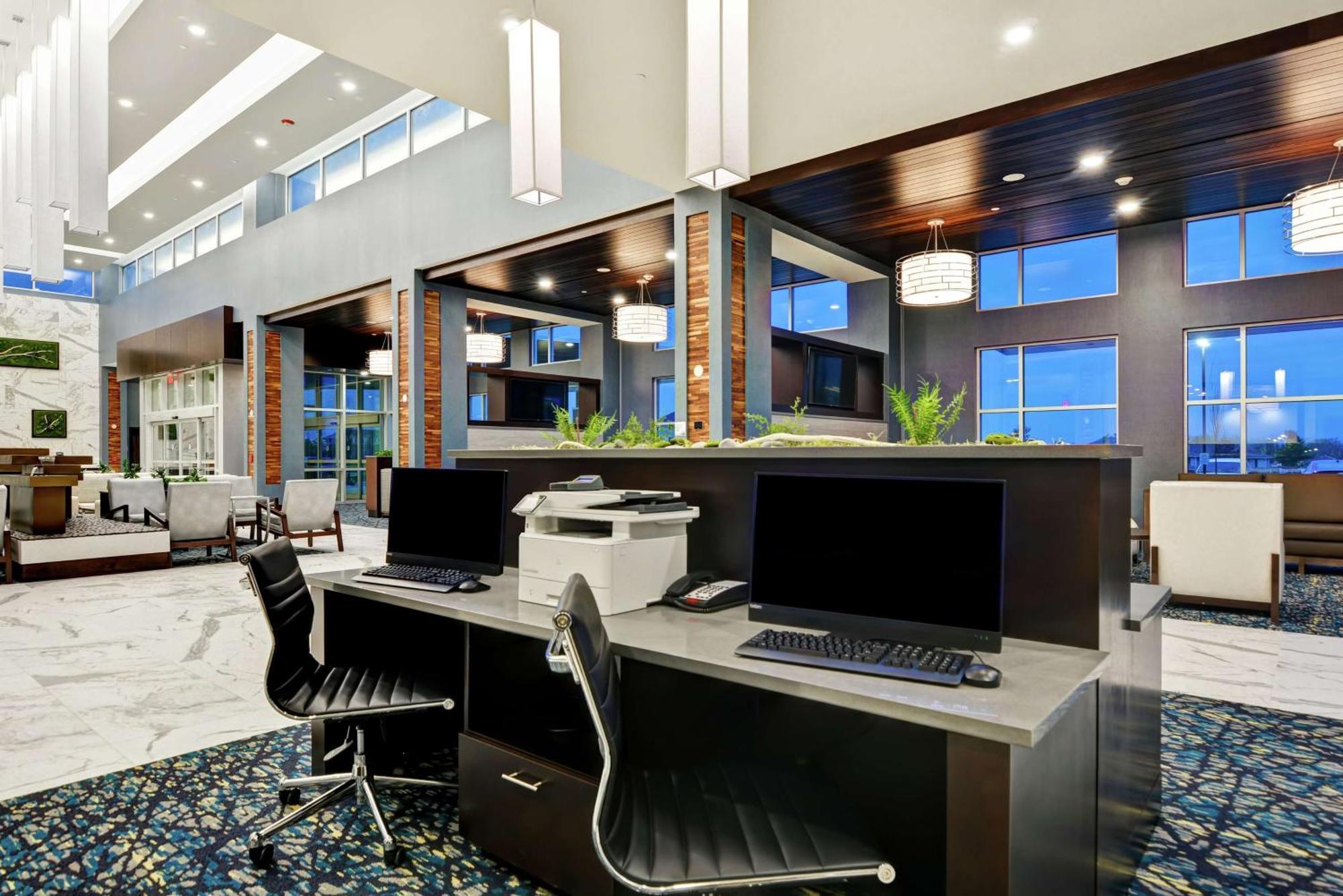 Embassy Suites By Hilton Plainfield Indianapolis Airport Exterior foto