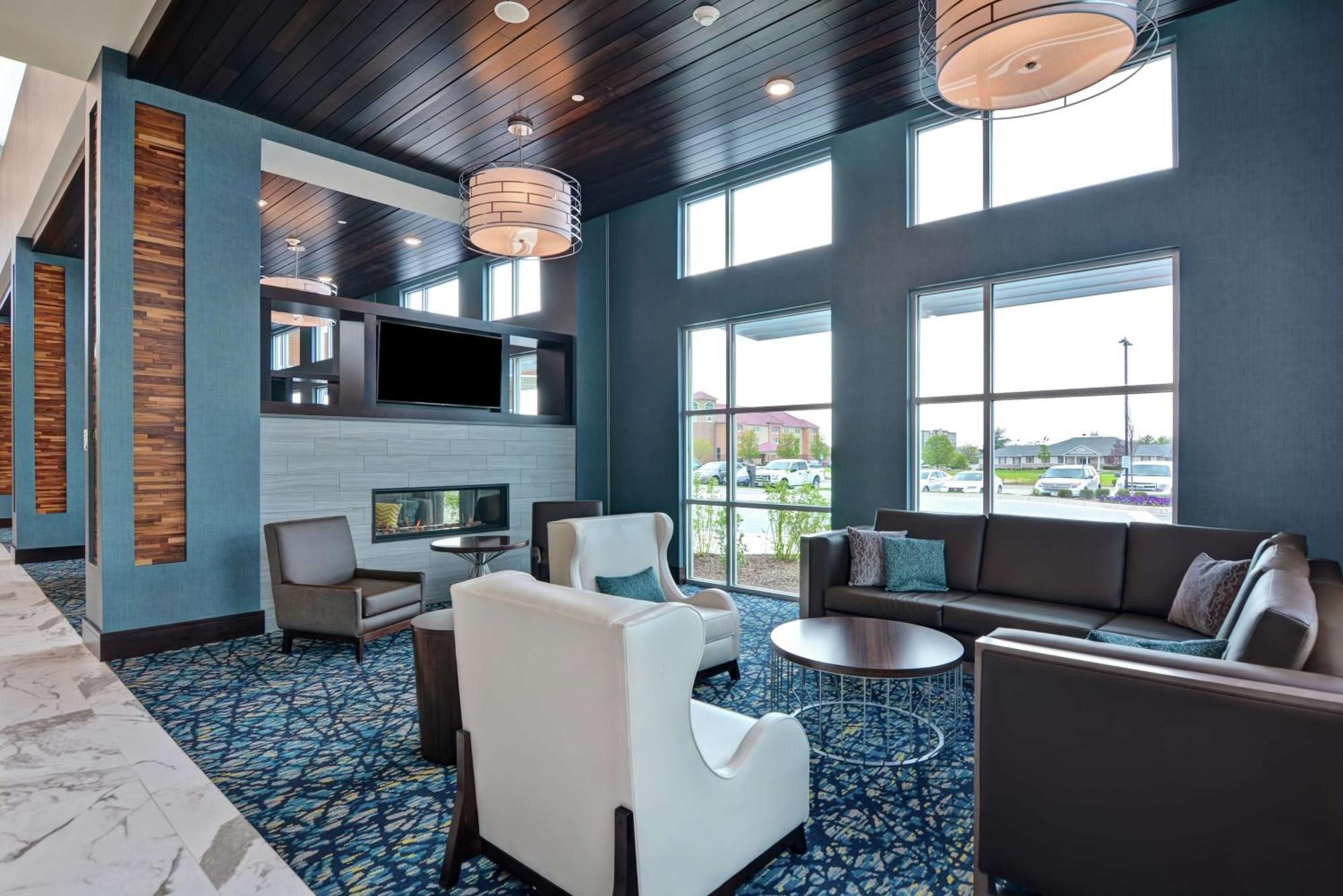 Embassy Suites By Hilton Plainfield Indianapolis Airport Exterior foto